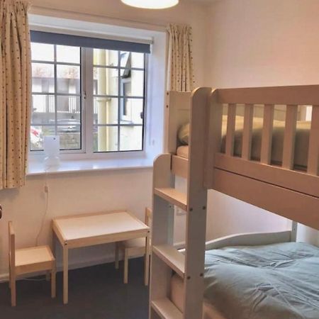 Great Price, Lovely Comfy Flat.2 Mins From The Sea Lyme Regis Bagian luar foto
