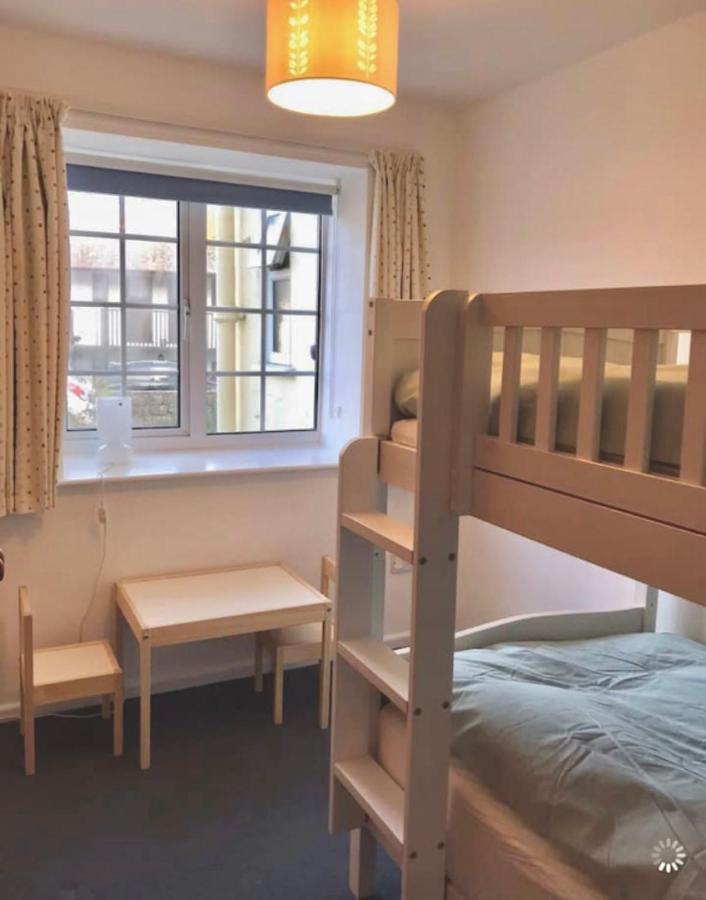 Great Price, Lovely Comfy Flat.2 Mins From The Sea Lyme Regis Bagian luar foto